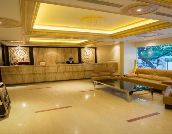 Royal Reve Hotel Hyderabad Exterior photo
